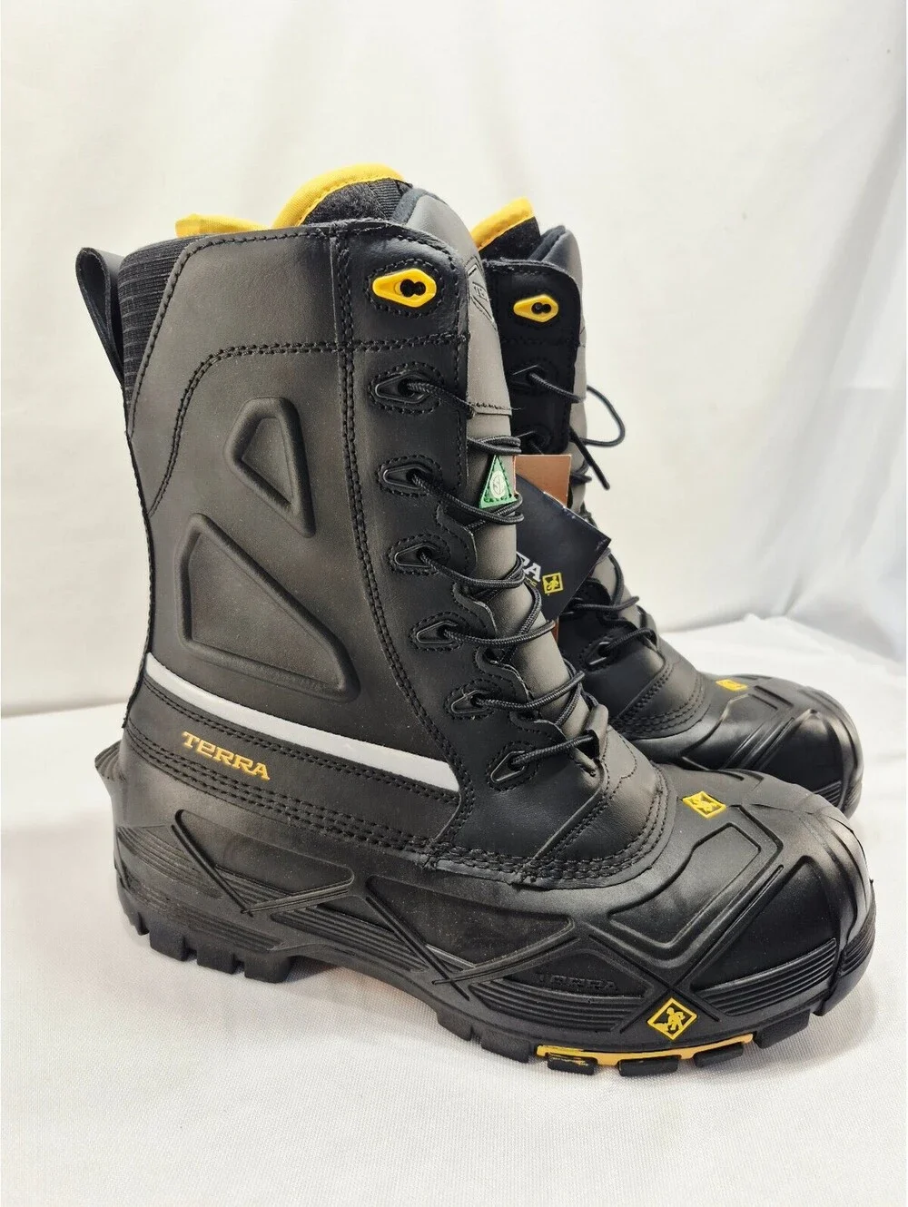 Terra Crossbow Boots Mens 10 Composite Toe Winter Insulated Safety Work NEW $289